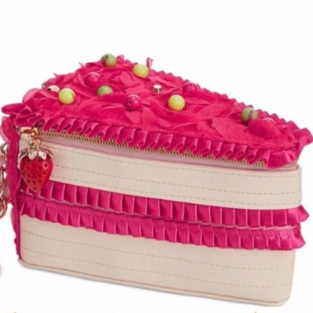 Betsey Johnson LETS EAT CAKE WRISTLET-COLLECTIBLE - Picture 1 of 9